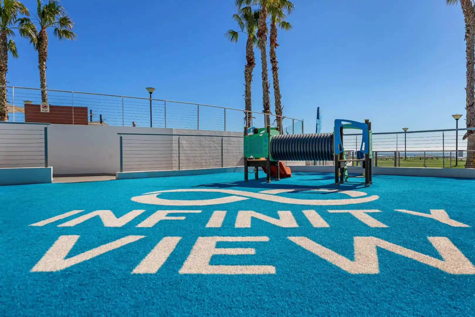 Vista exterior de Apartament en venda en Elche / Elx amb Aire condicionat, Calefacció i Jardí privat
