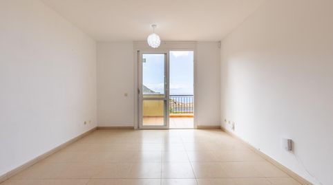 Foto 2 de Piso en venta en Extremadura, 39, Torviscas Centro y Alto, Adeje