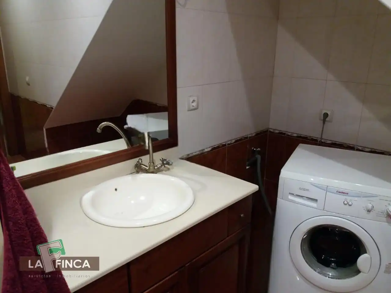Bathroom of Houses for sale in Cangas del Narcea  with Terrace and Furnished