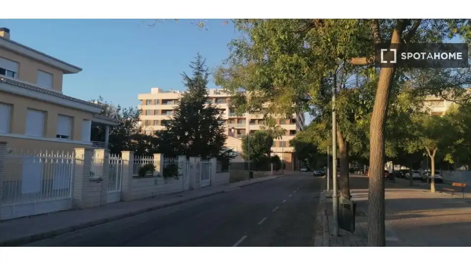 Vista exterior de Piso de alquiler en Oliva con Aire acondicionado, Calefacción y Amueblado