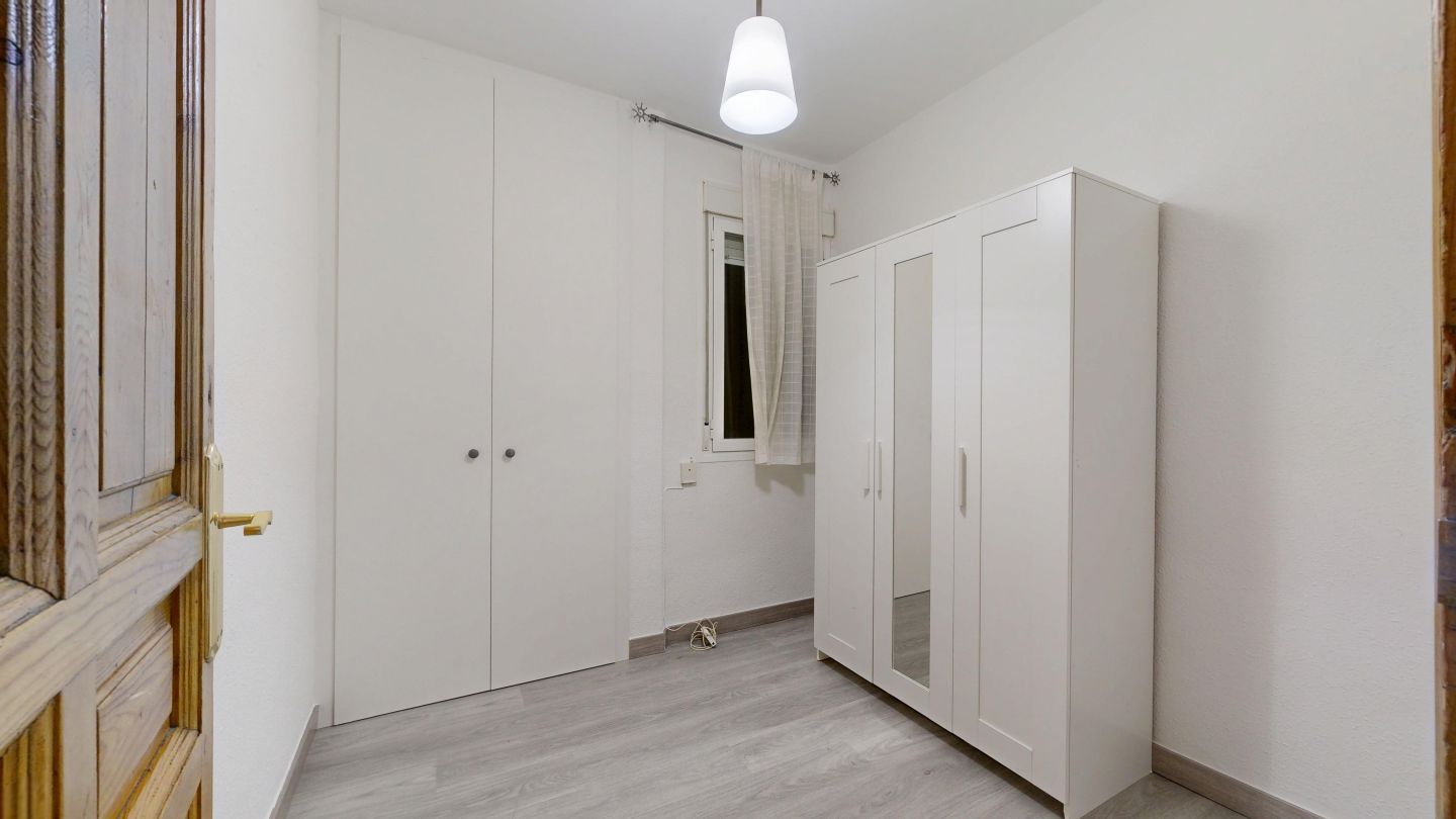 Bedroom of Flat to rent in  Madrid Capital