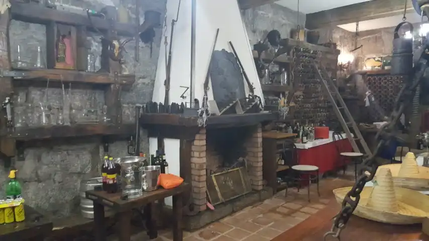 Casa o chalet en venta en Pontevedra Capital  con Calefacción, Jardín privado y Terraza