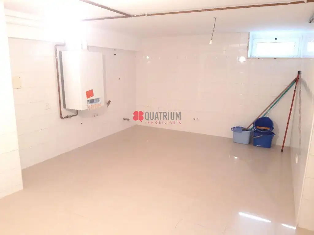 Houses for rent in Santiago de Compostela   with Heating, Terrace and Storage room