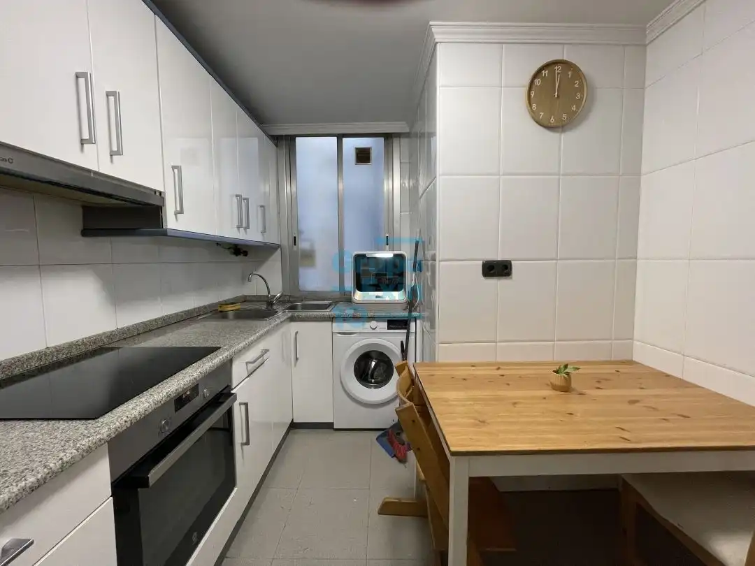 Cocina de Piso en venta en Donostia - San Sebastián  con Calefacción y Balcón