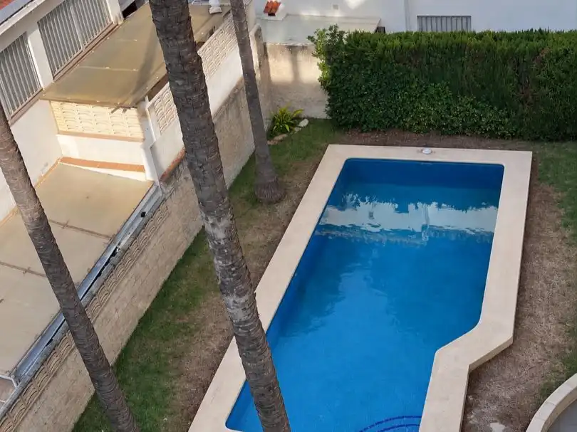 Swimming pool of Flat for sale in Piles, Valencia