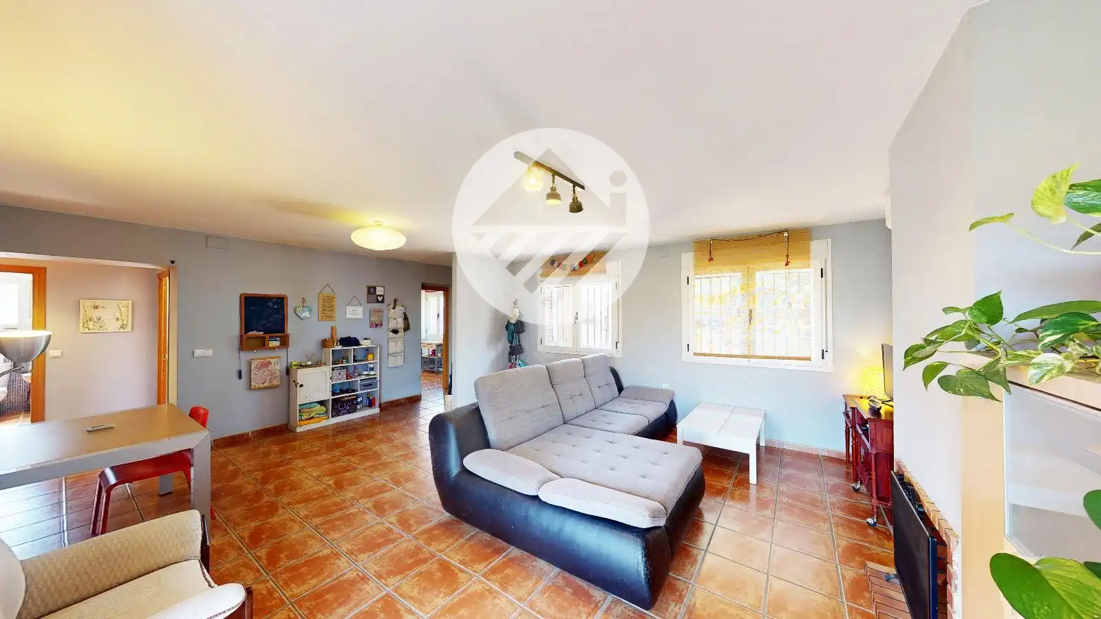 Living room of Houses for sale in Lucillos  with Air Conditioner and Heating
