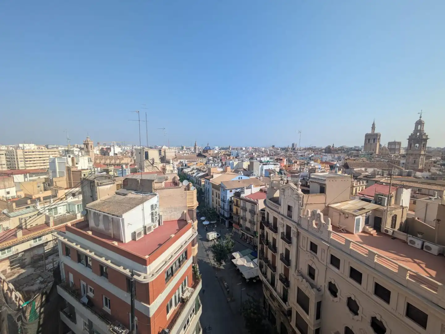 Außenansicht von Dachboden zur Miete in Valencia mit Klimaanlage, Heizung und Terrasse