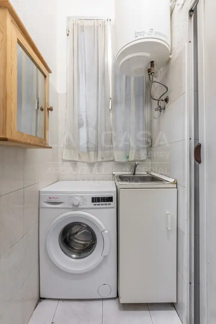 Flat for sale in Imperial