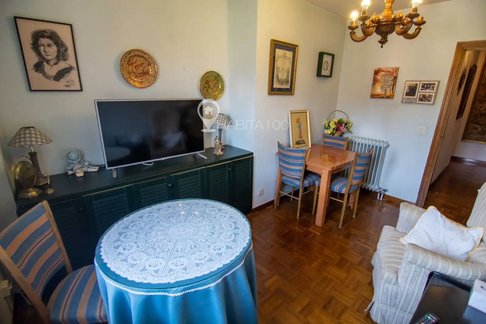 Sala d'estar de Pis en venda en Cuenca amb Calefacció, Parquet i Terrassa