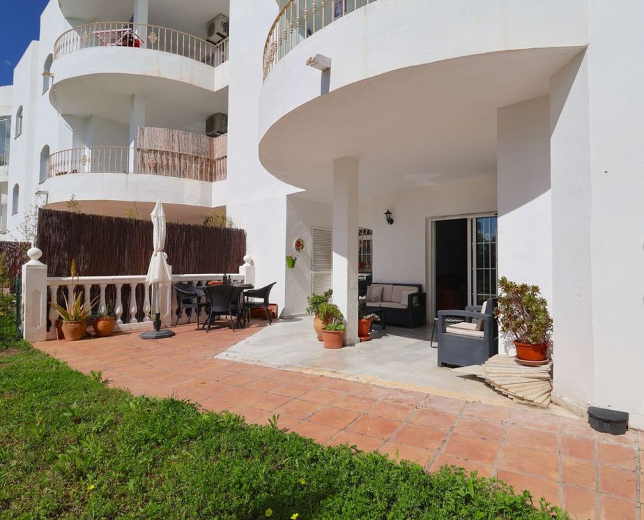 Garden of Flat for sale in Estepona  with Terrace, Furnished and Oven