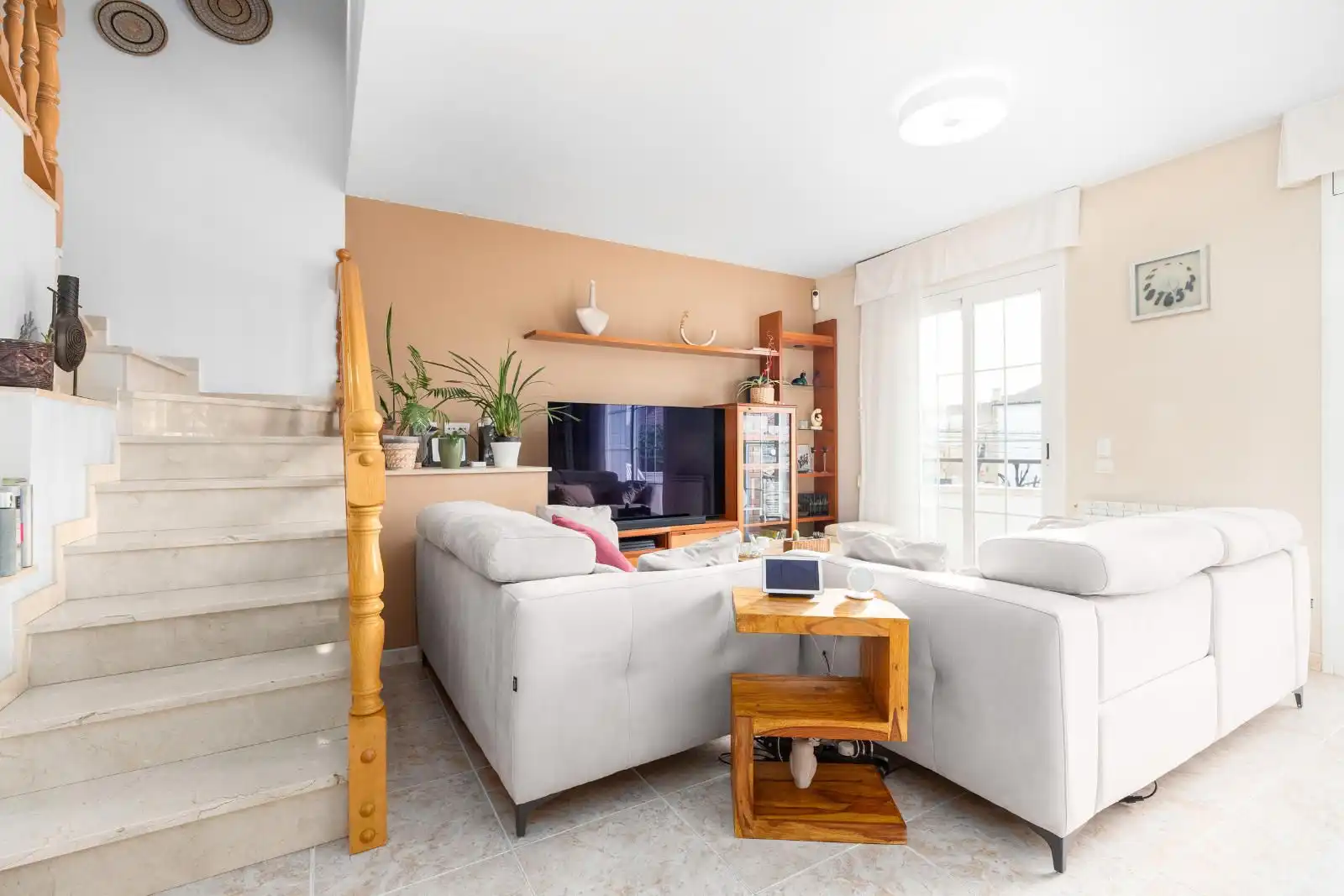 Sala de estar de Casa adosada en venta en Parets del Vallès con Aire acondicionado, Calefacción y Trastero