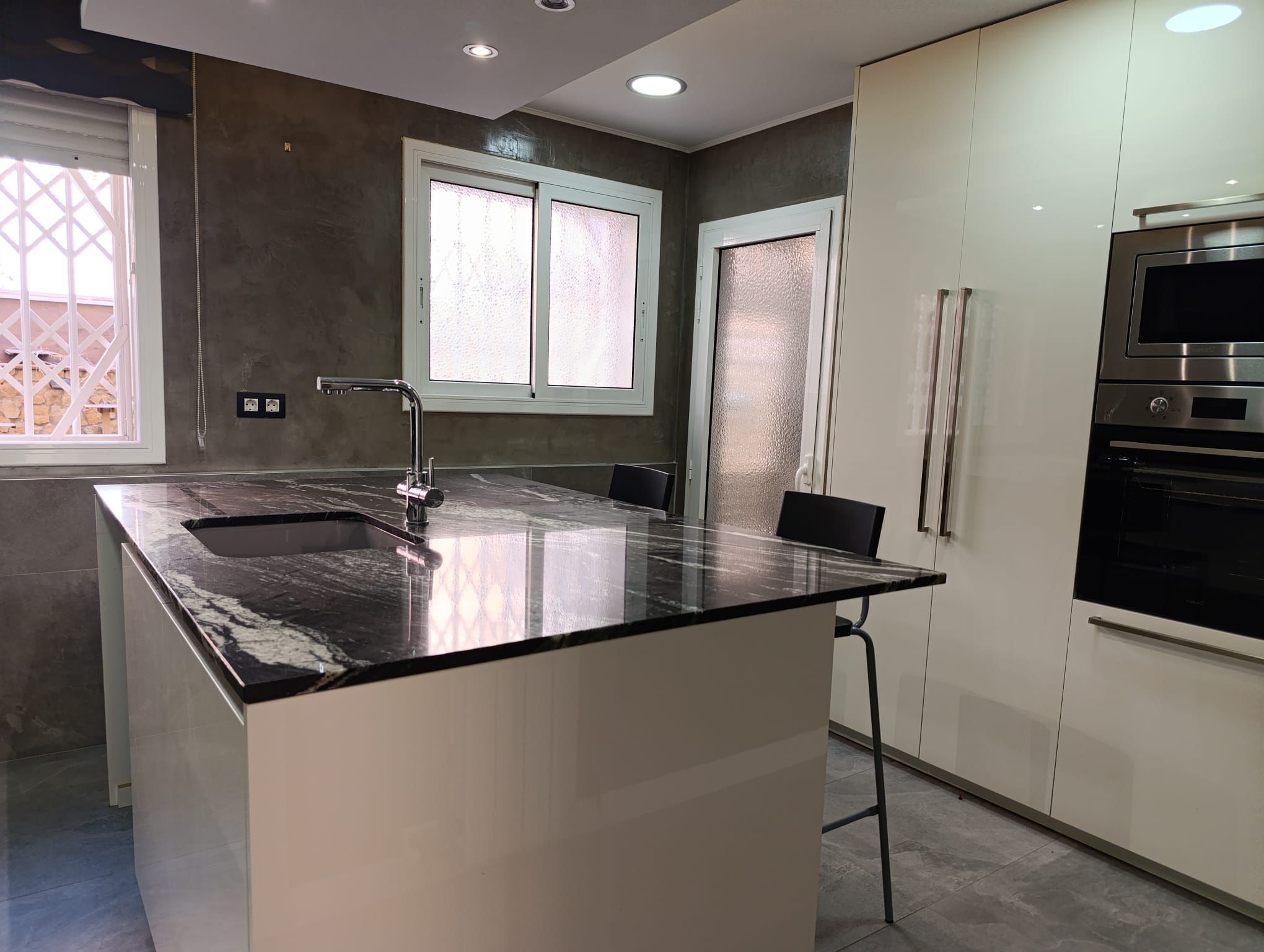 Küche von Wohnung miete in Martorell mit Heizung, Privatgarten und Terrasse