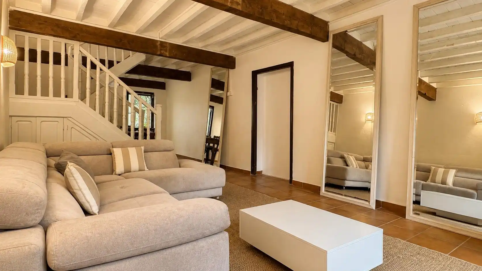 Sala d'estar de Casa o xalet en venda en Valdáliga amb Jardí privat i Balcó