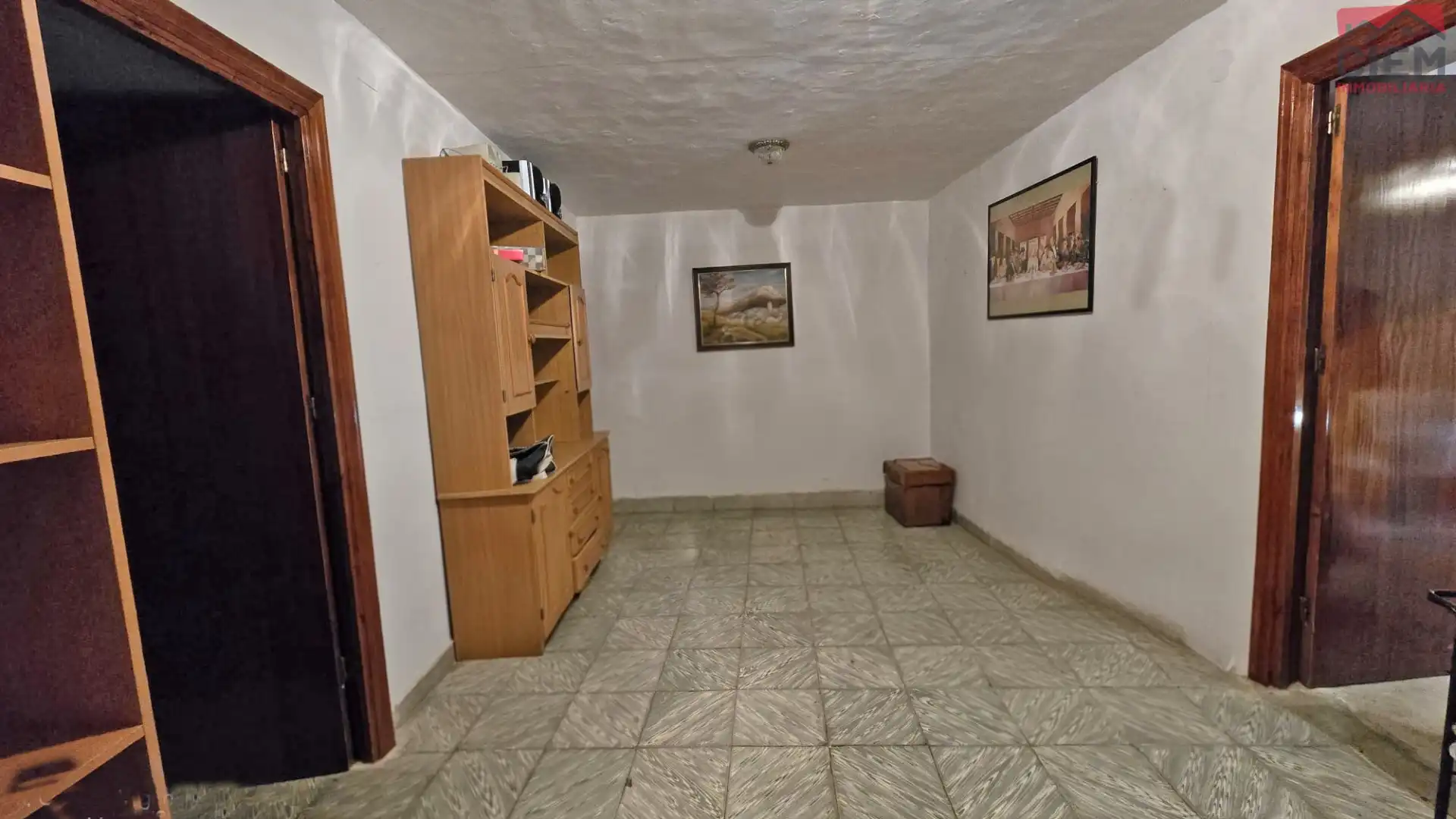 Houses for sale in Escurial  with Storage room and Furnished