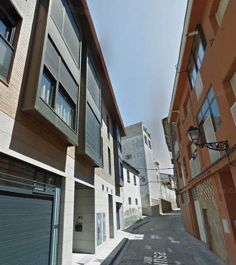 Foto 2 de Garatge en venda a Calle de Aínsa, Casco Antiguo, Huesca Capital