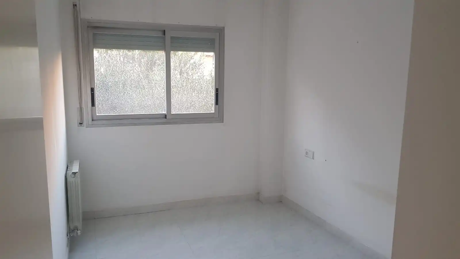 Habitación de Piso en venta en Girona con Calefacción, Terraza y Horno