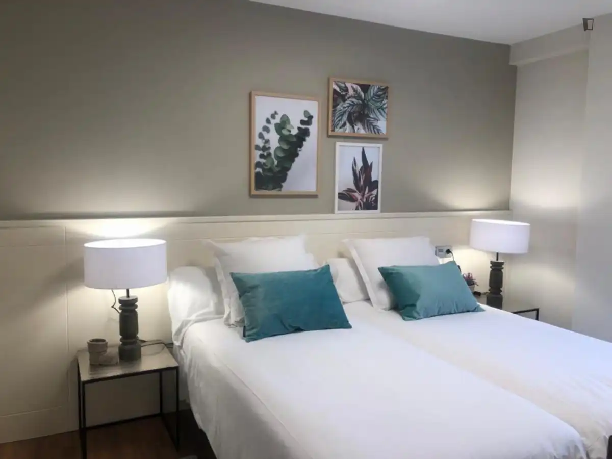Apartament de lloguer a Ensanche - Sar, imagen 2