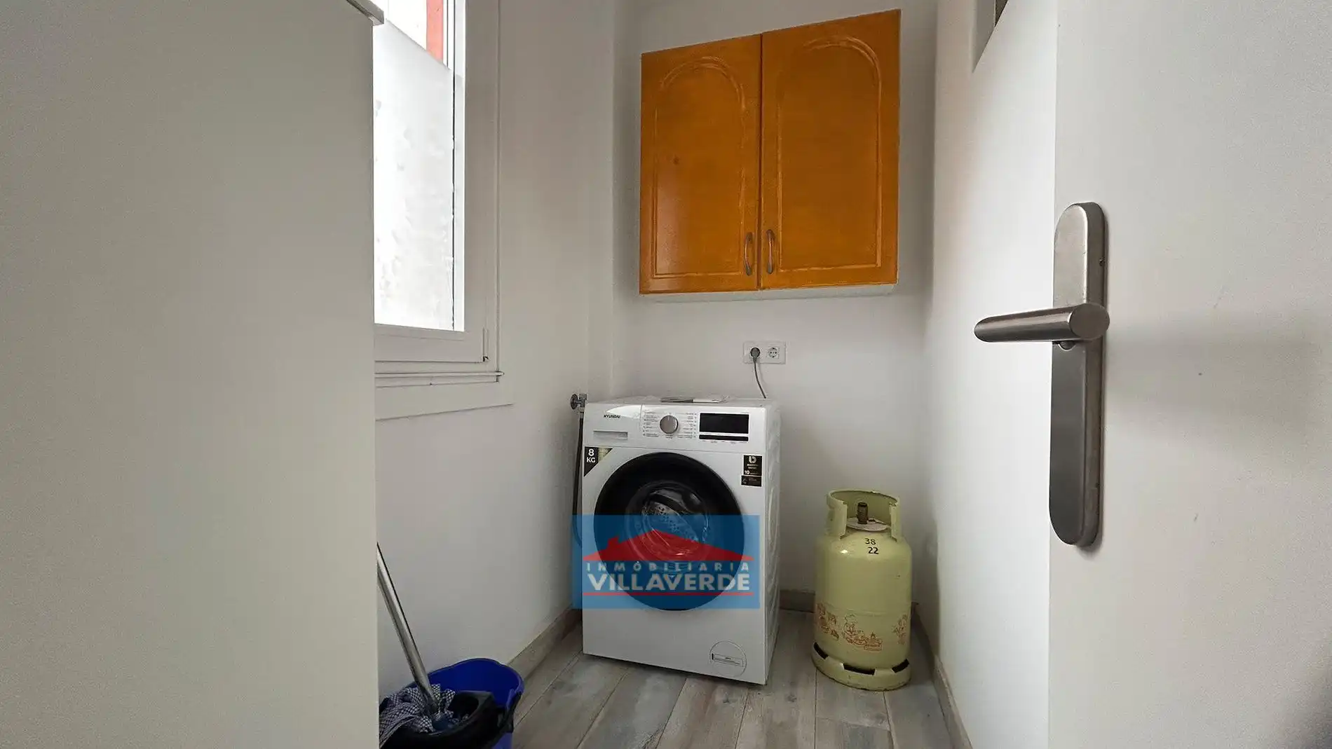 Kitchen of Flat for sale in Cangas   with Heating, Parquet flooring and Storage room