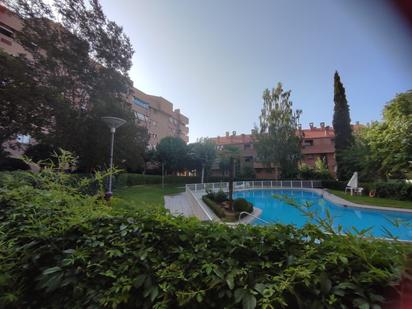 Swimming pool of Flat for sale in  Toledo Capital  with Air Conditioner, Heating and Storage room
