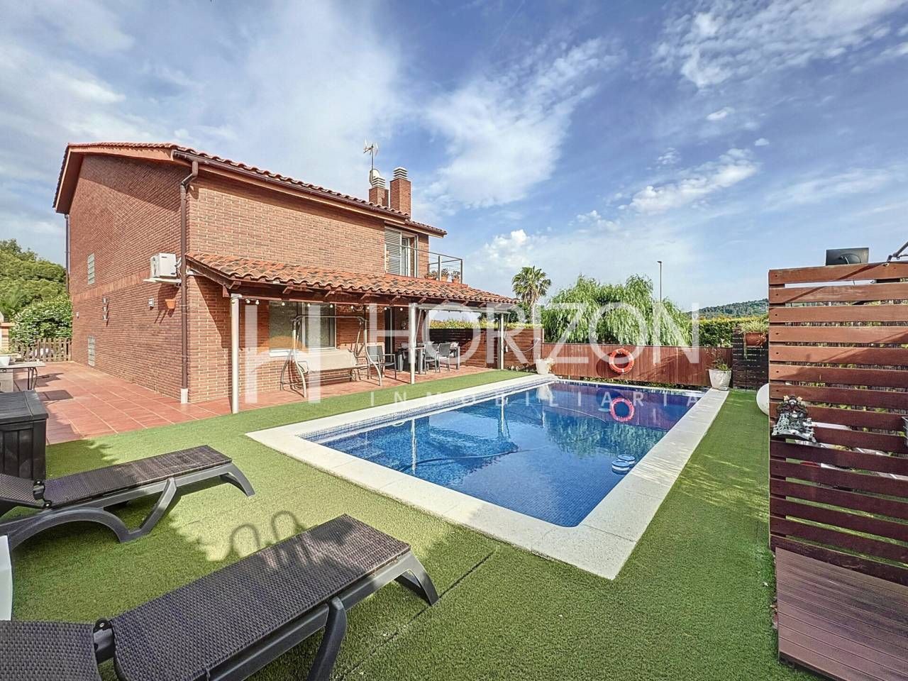 Exterior view of House or chalet for sale in Corbera de Llobregat  with Air Conditioner, Heating and Private garden