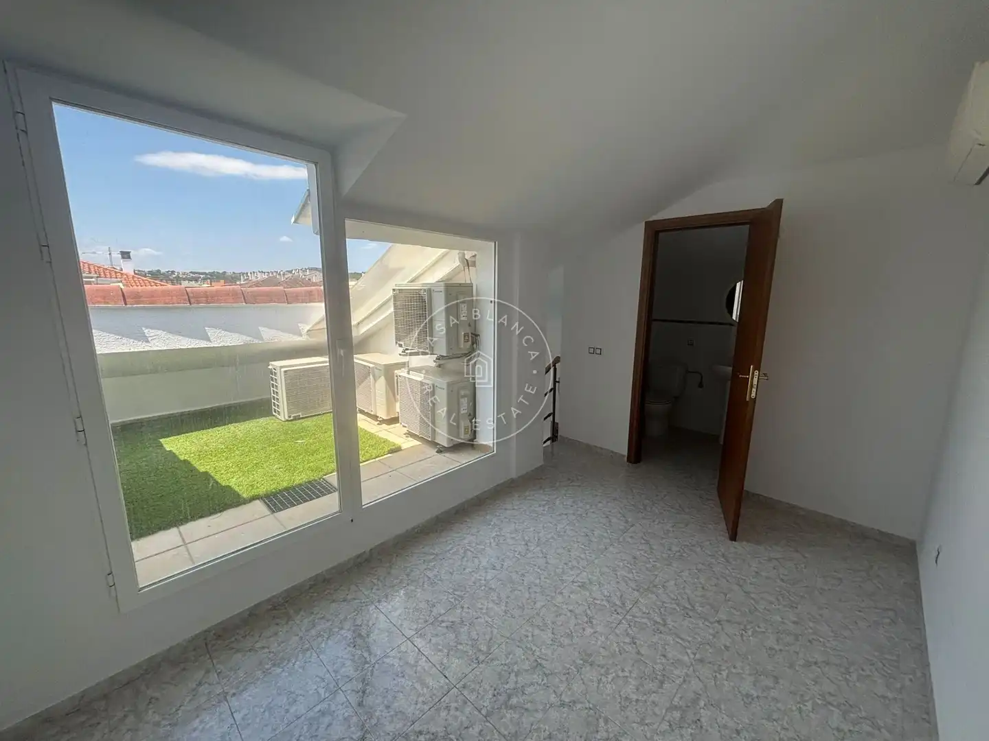 Mini appartamento con ascensore in vendita a Ciutat de la paz