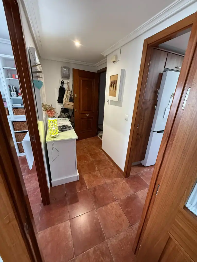 Wohnung zum Verkauf in Córdoba mit Klimaanlage, Heizung und Balkon