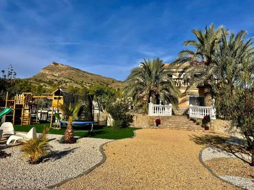 Casa con piscina en venta en Valle del Sol