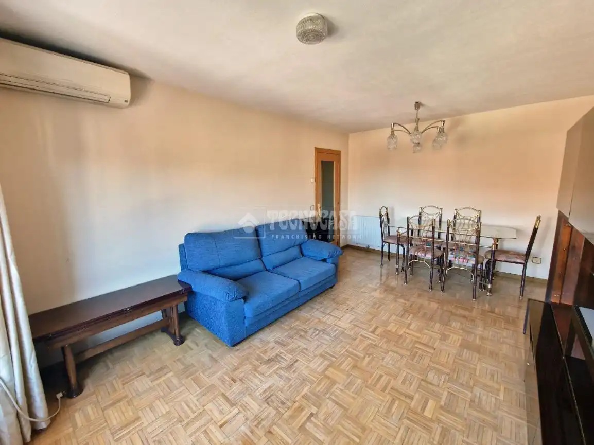 Sala de estar de Piso en venta en Alcorcón con Aire acondicionado, Calefacción y Balcón