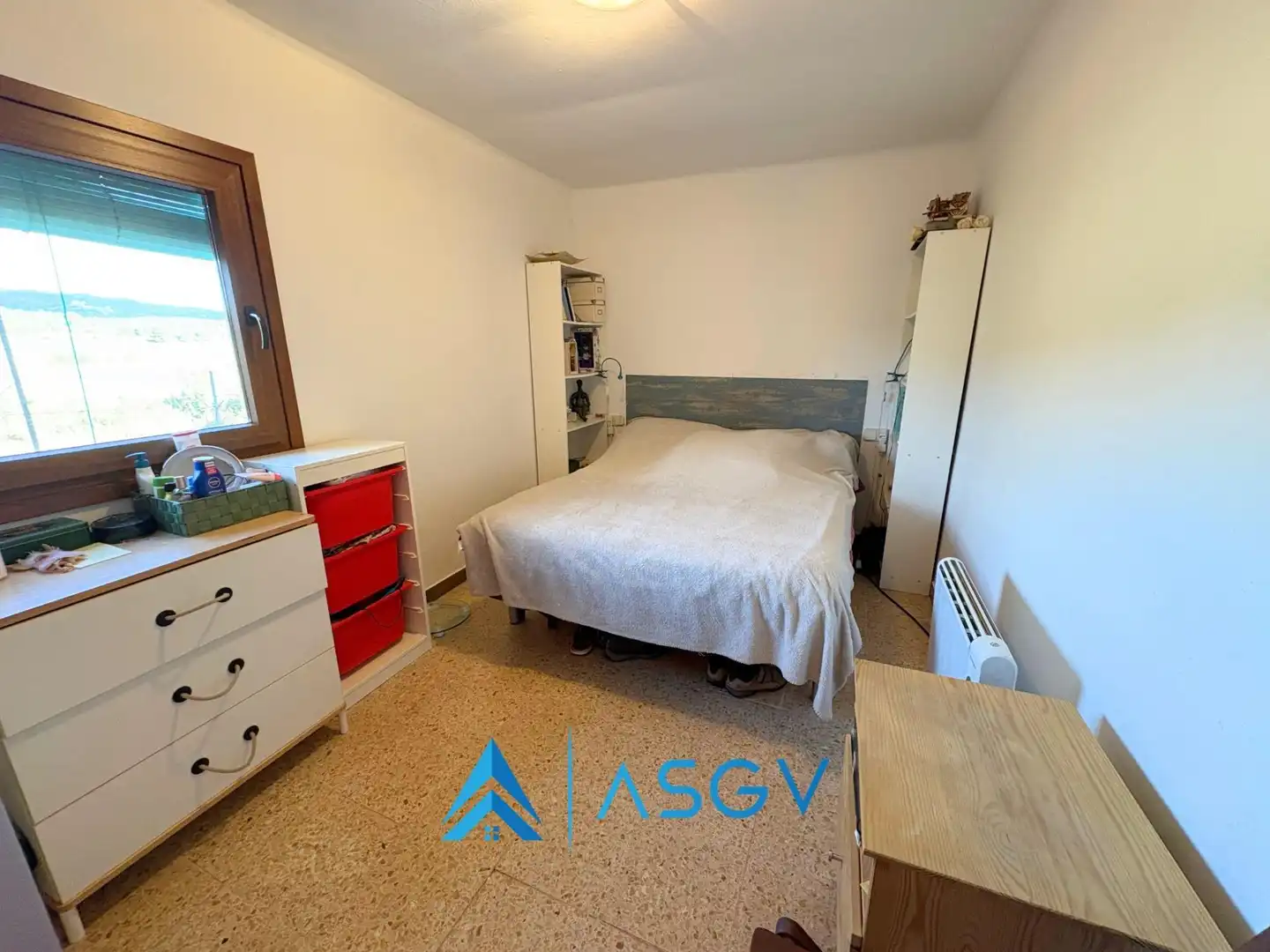 Habitación de Casa o chalet en venta en Santa Maria de Miralles con Calefacción, Jardín privado y Trastero
