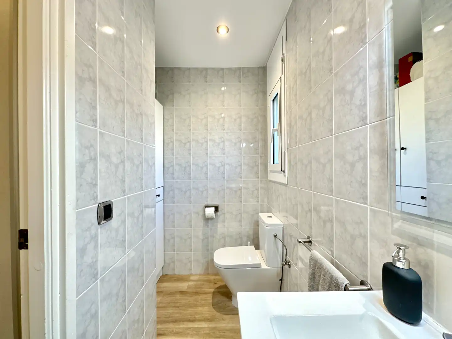 Baño de Casa adosada en venta en Campdevànol con Calefacción, Terraza y Horno