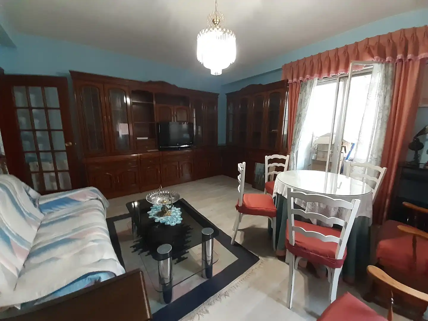 Sala d'estar de Pis en venda en Zamora Capital  amb Calefacció i Balcó