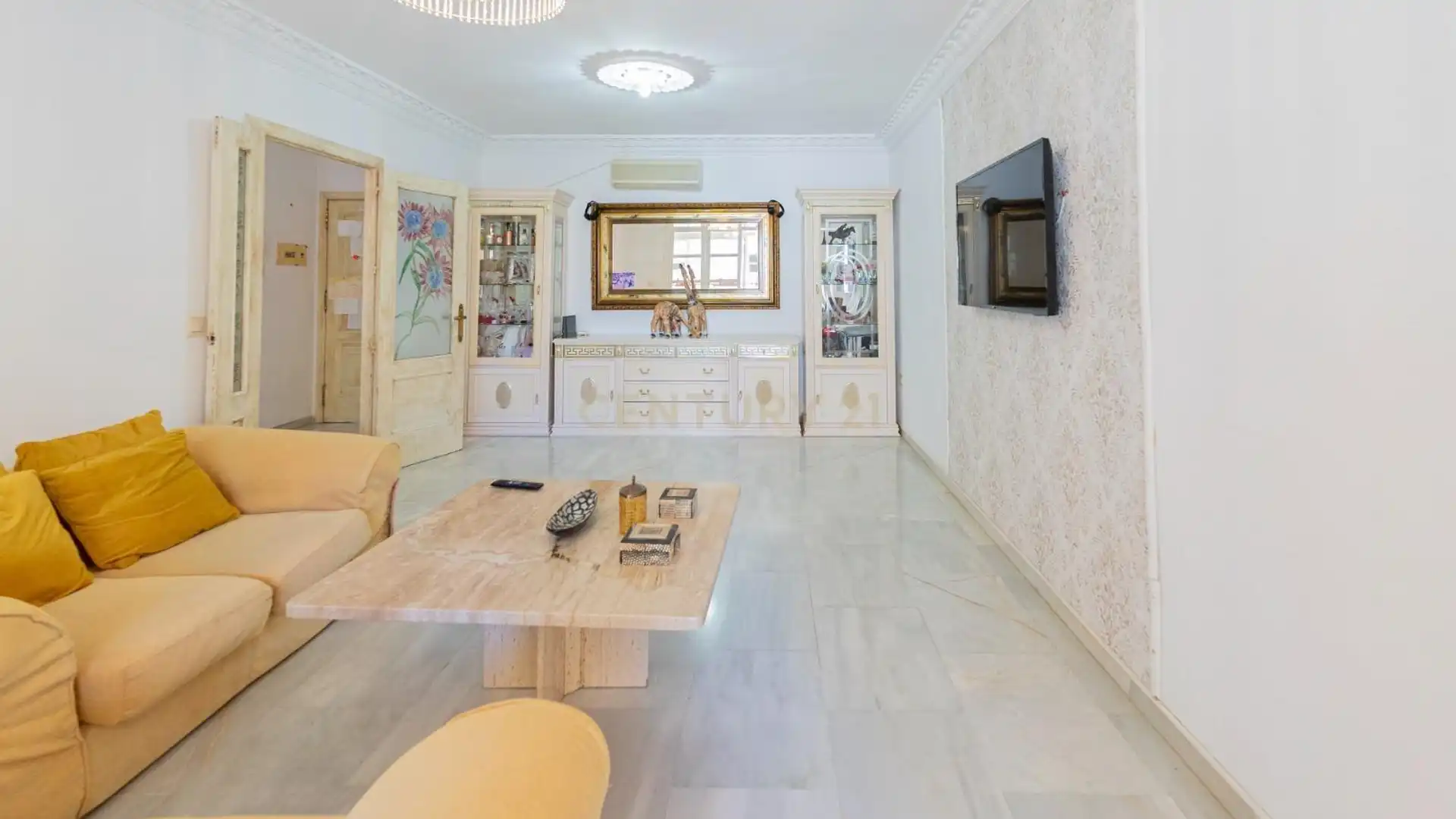 Living room of Apartments for sale in Fuengirola