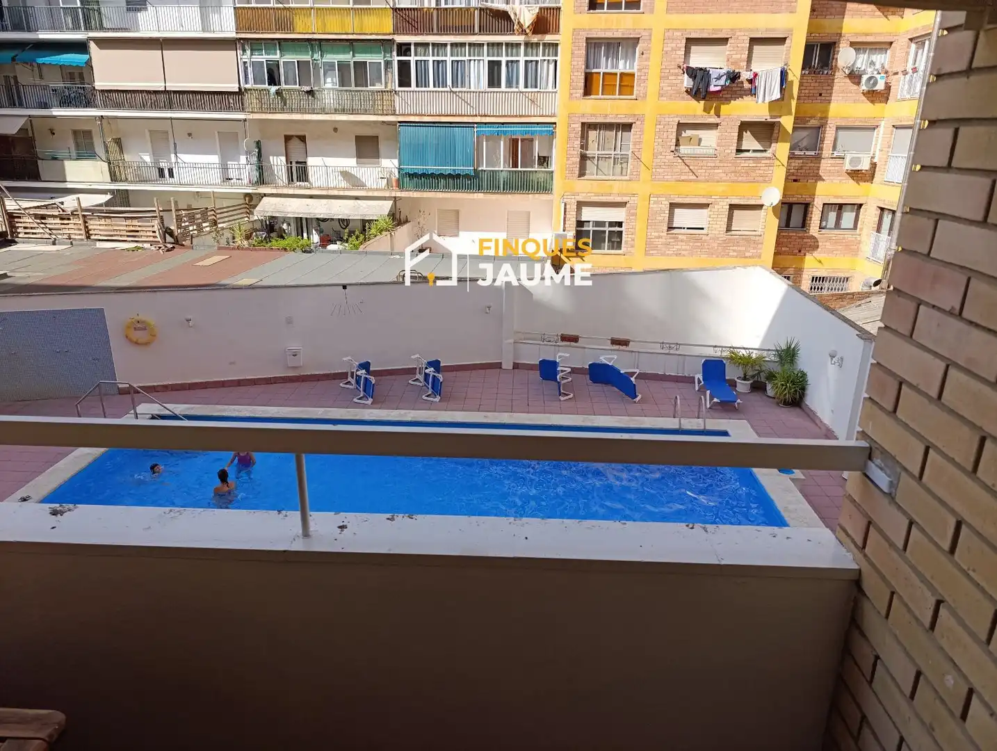 Piscina de Pis en venda en Lleida amb Aire condicionat, Calefacció i Terrassa