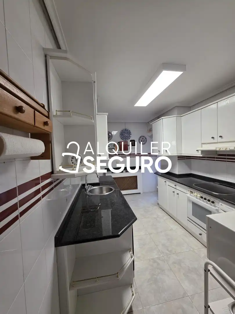 Küche von Wohnung zur Miete in Burgos mit Heizung, Terrasse und Möbliert