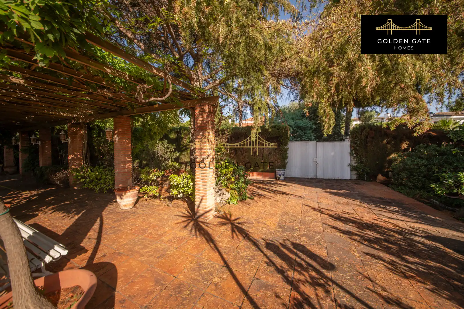Jardín de Casa o chalet en venta en Alella con Aire acondicionado, Calefacción y Jardín privado