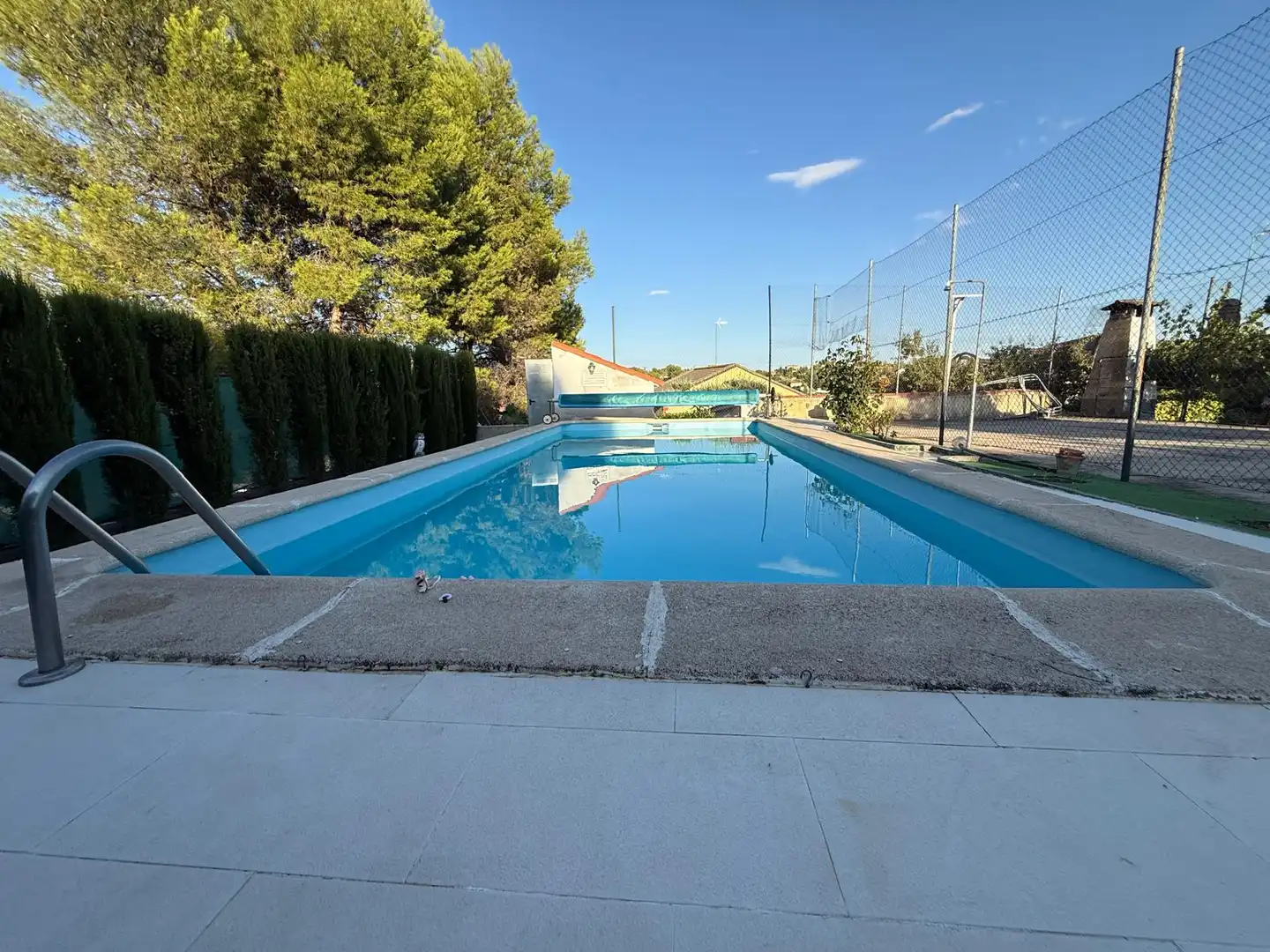 Swimming pool of Houses for sale in Colmenar de Oreja  with Air Conditioner, Heating and Private garden