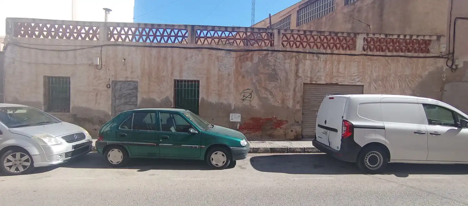 Casa adosada en venda a Crevillent, Alicante