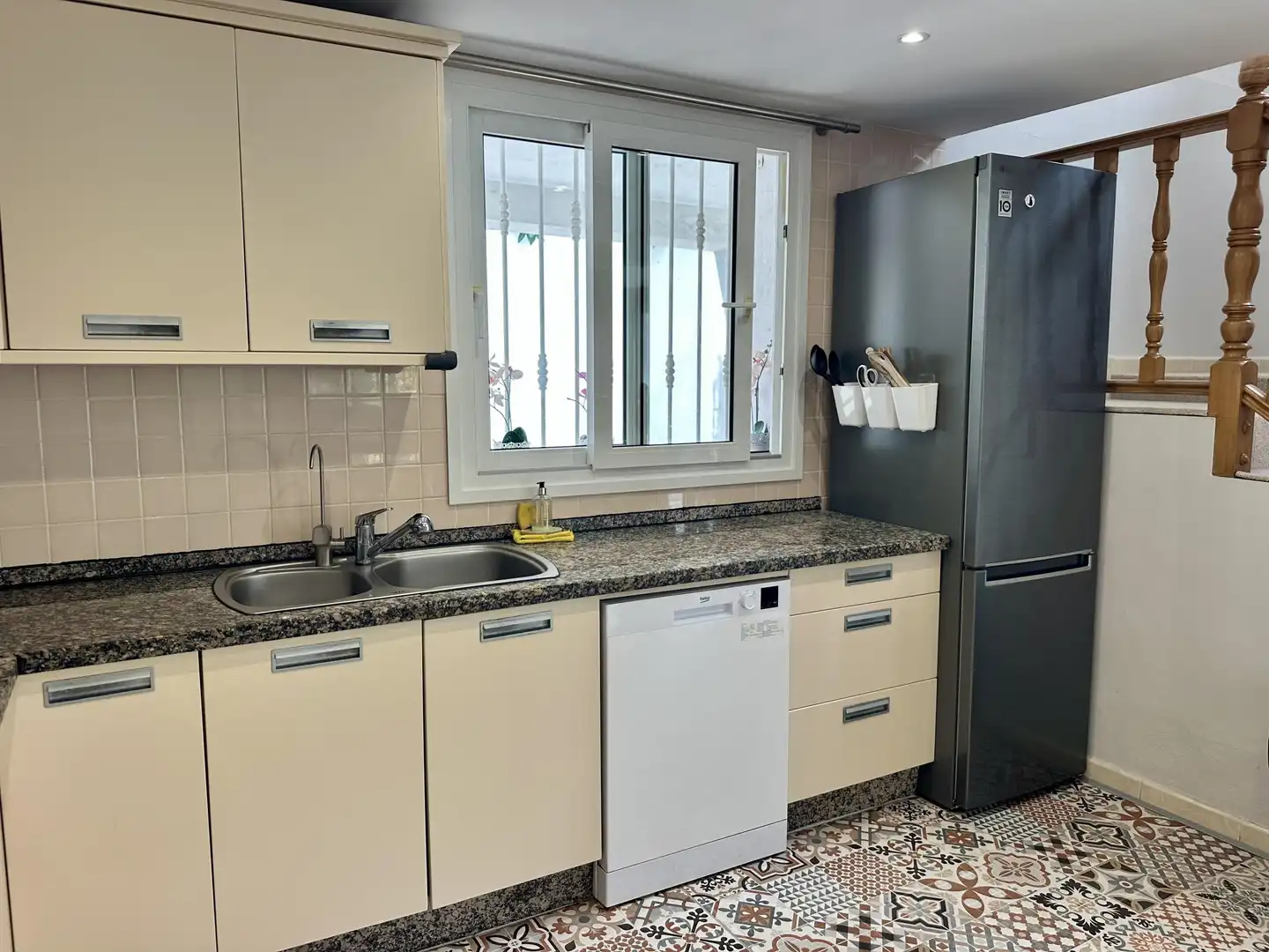 Detached house with pool for sale in 43 Avenida de las Palmas, imagen 16