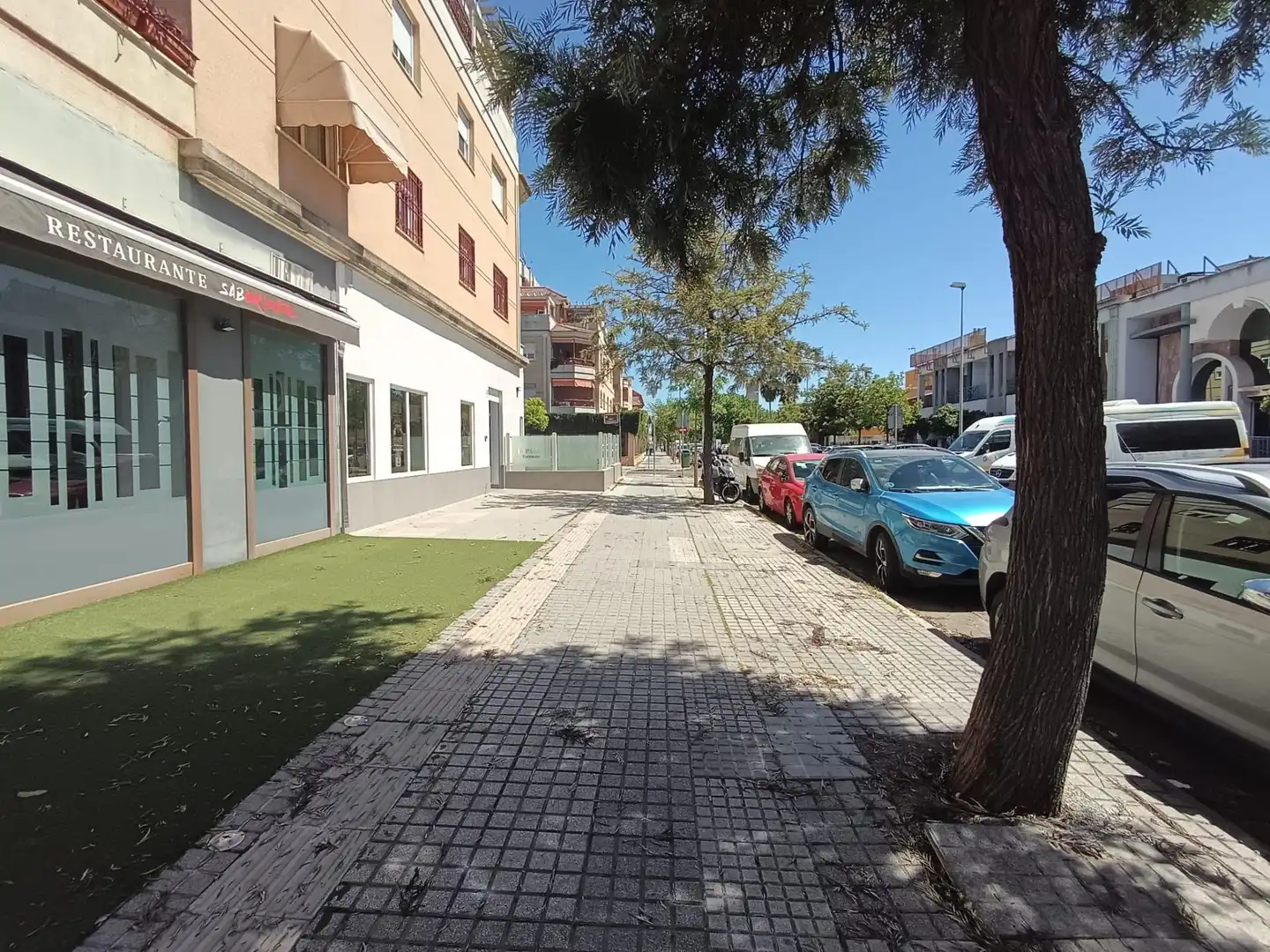 Außenansicht von Wohnung zum Verkauf in  Córdoba Capital mit Klimaanlage, Privatgarten und Terrasse