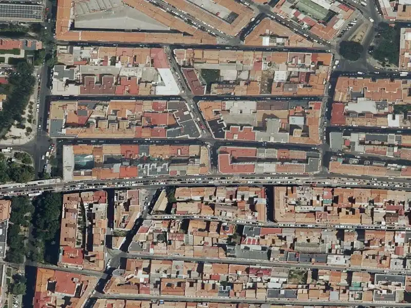Flat for sale in C/ SEPULVEDA 144 BAJO PUERTA C, imagen 2