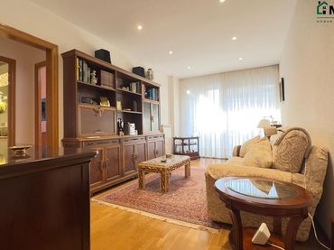Wohnung mit Balkon zum Verkauf in Travessera de les Corts