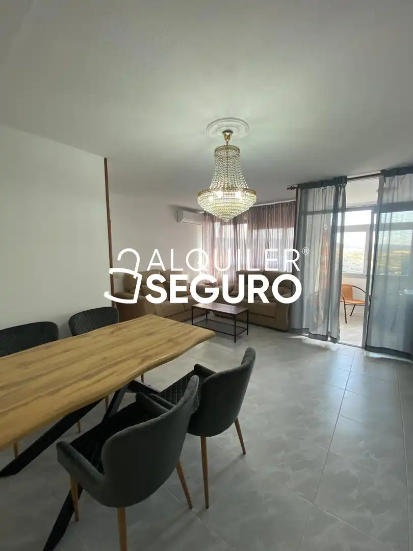 Piso con ascensor en alquiler en Castilla