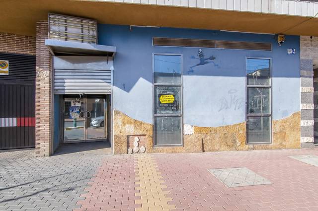 Local comercial en Venta en San Gines, 102 en San Ginés