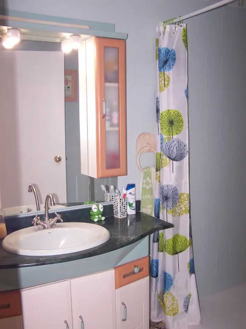 Baño de Piso en venta en Xeraco con Horno y Balcón