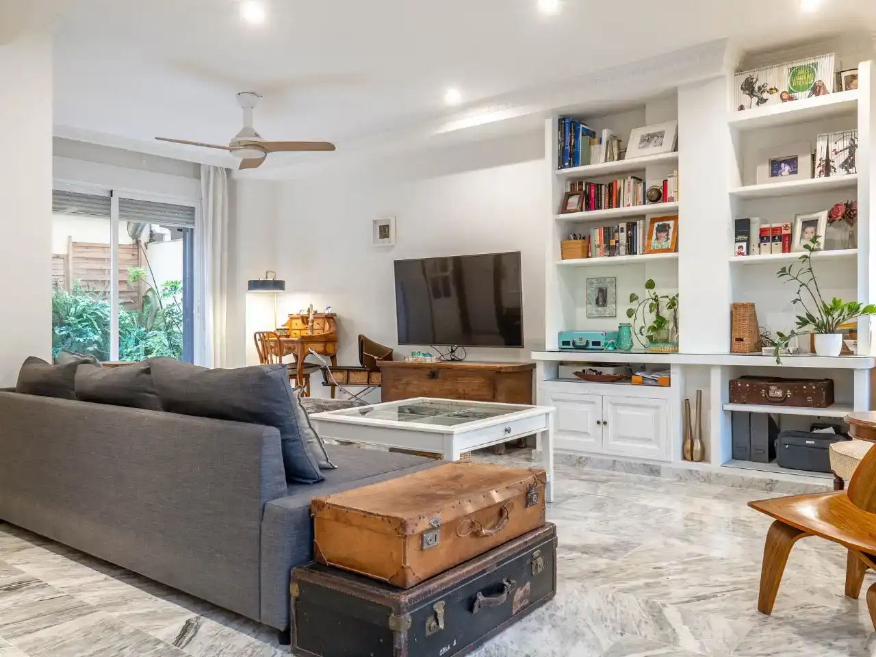 Sala de estar de Piso en venta en Granada con Aire acondicionado, Parquet y Trastero