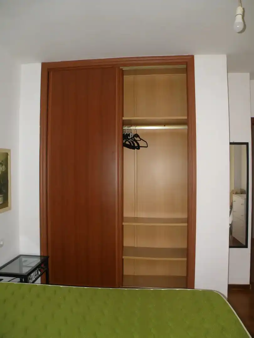 Dormitori de Apartament de lloguer en Padrón amb Parquet, Moblat i Forn