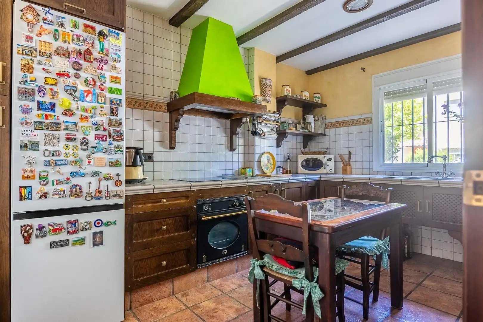 Cocina de Casa adosada en venta en Almensilla con Aire acondicionado, Calefacción y Jardín privado