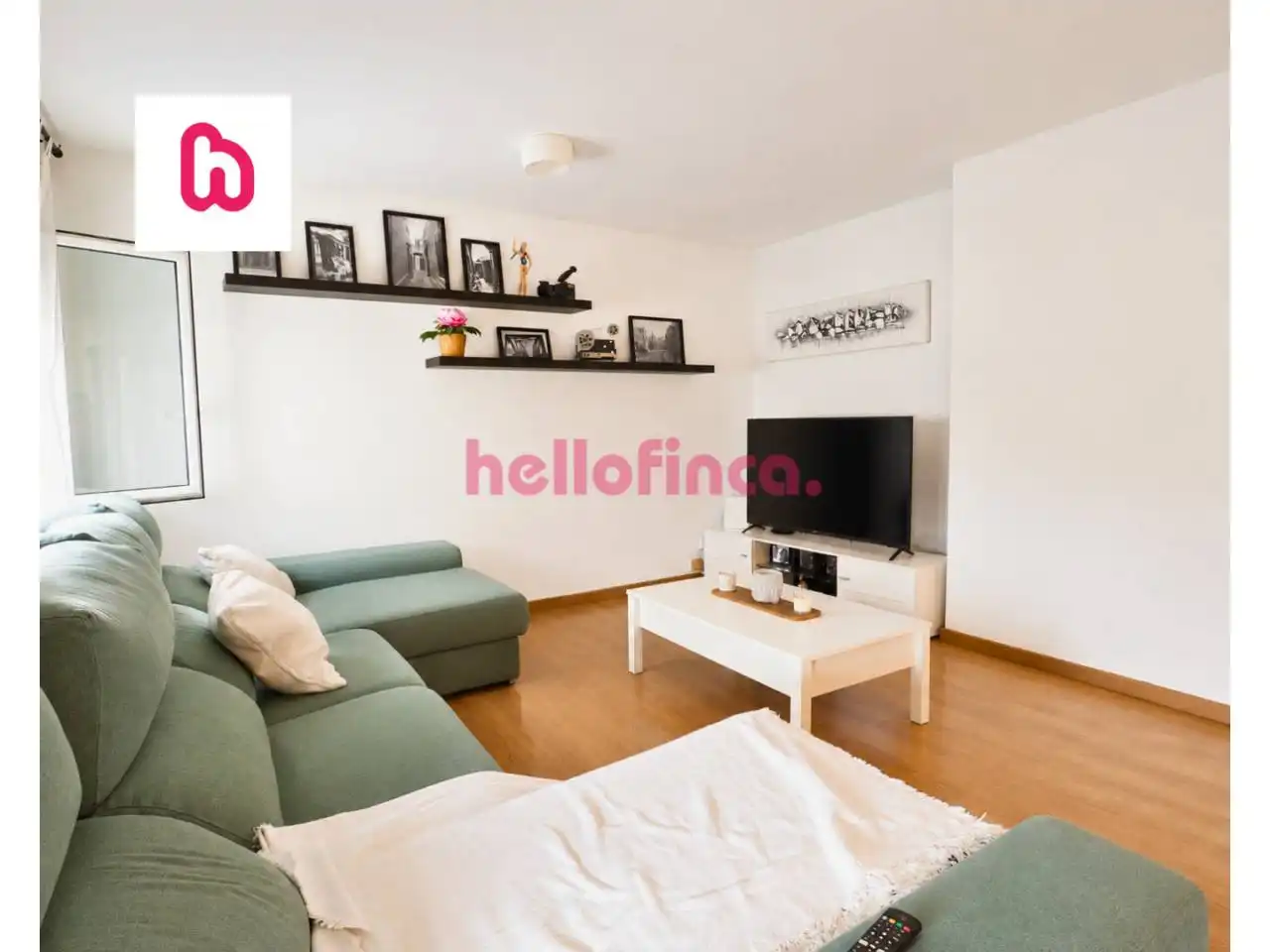 Living room of Flat for sale in Artés  with Heating, Parquet flooring and Storage room
