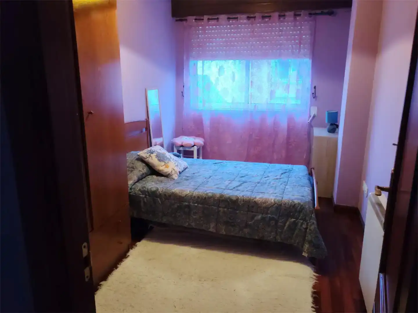Bedroom of Flat for share in Narón  with Parquet flooring, Storage room and Furnished