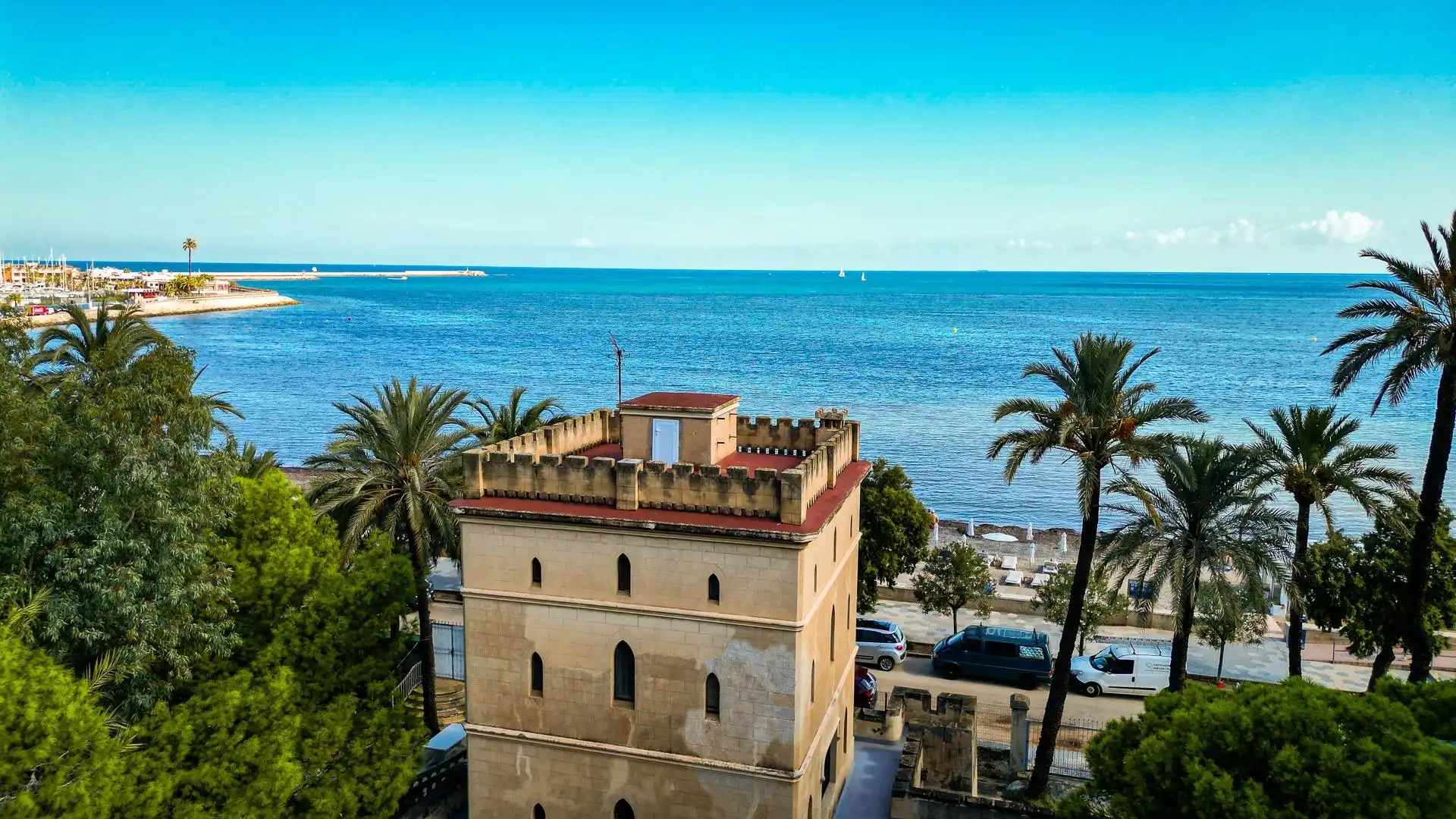 Vista exterior de Local en traspaso en Dénia con Aire acondicionado y Amueblado
